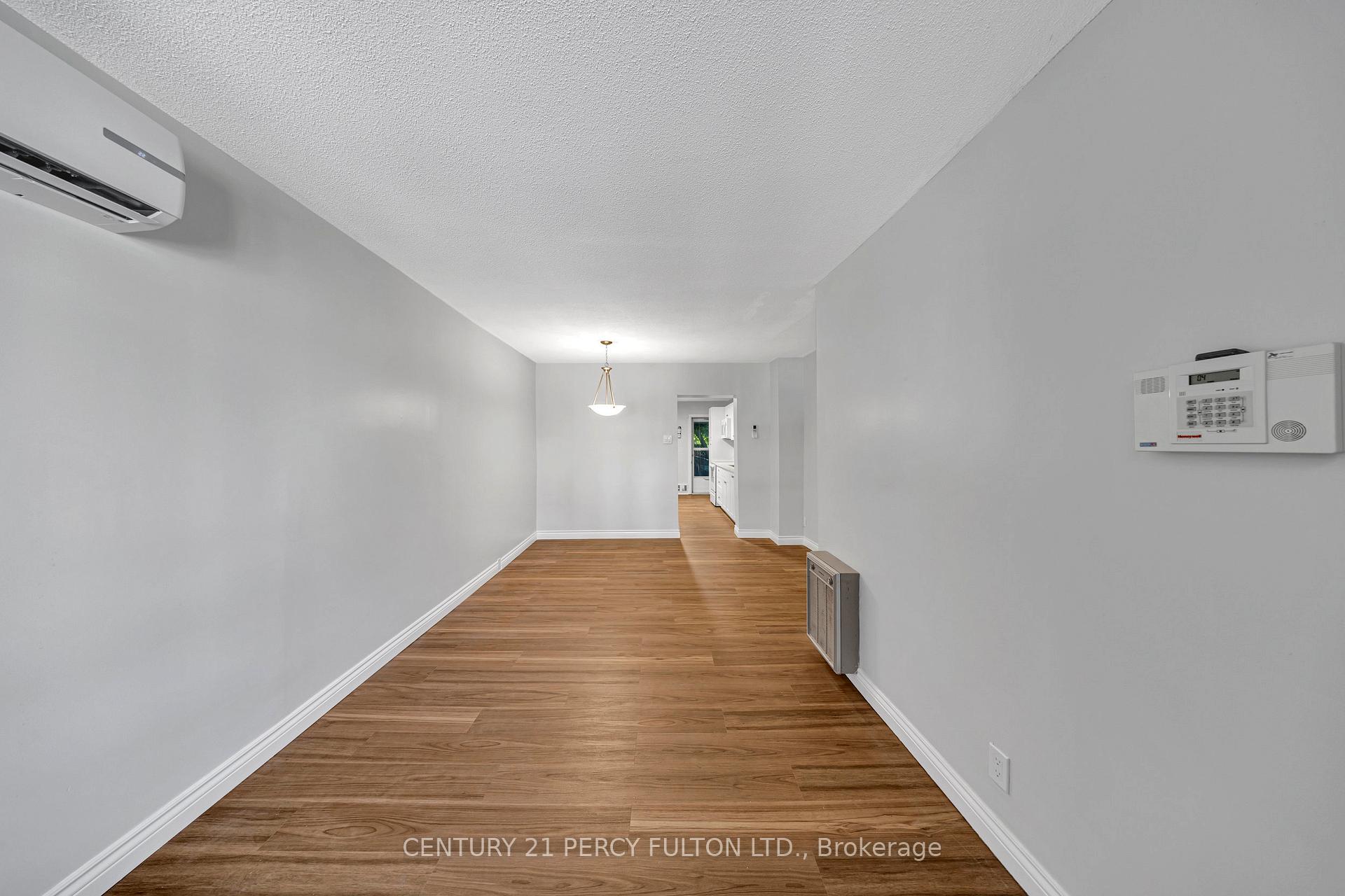 Photo 6 of 159 1/2 Olive Avenue, Oshawa, Central — HOMEH