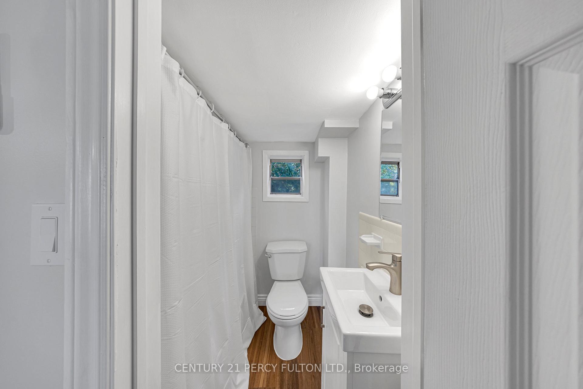 Photo 15 of 159 1/2 Olive Avenue, Oshawa, Central — HOMEH