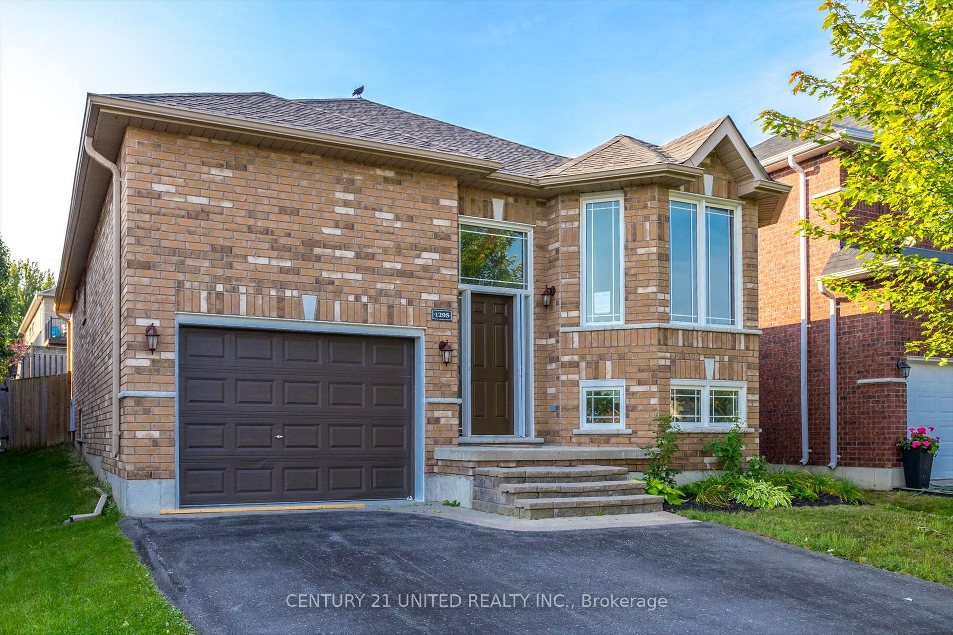 Front of 1295 Haggis Drive
