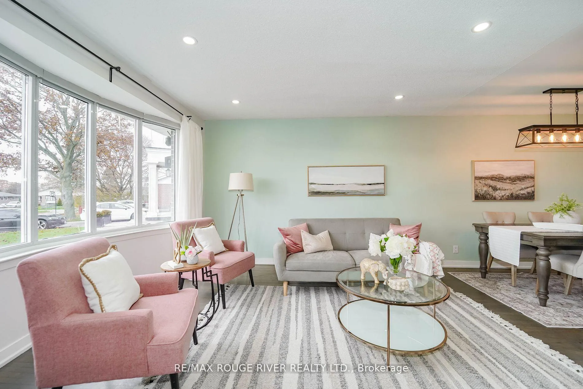 Photo 4 of 1277 Trellis Court, Pickering, Bay Ridges — HOMEH