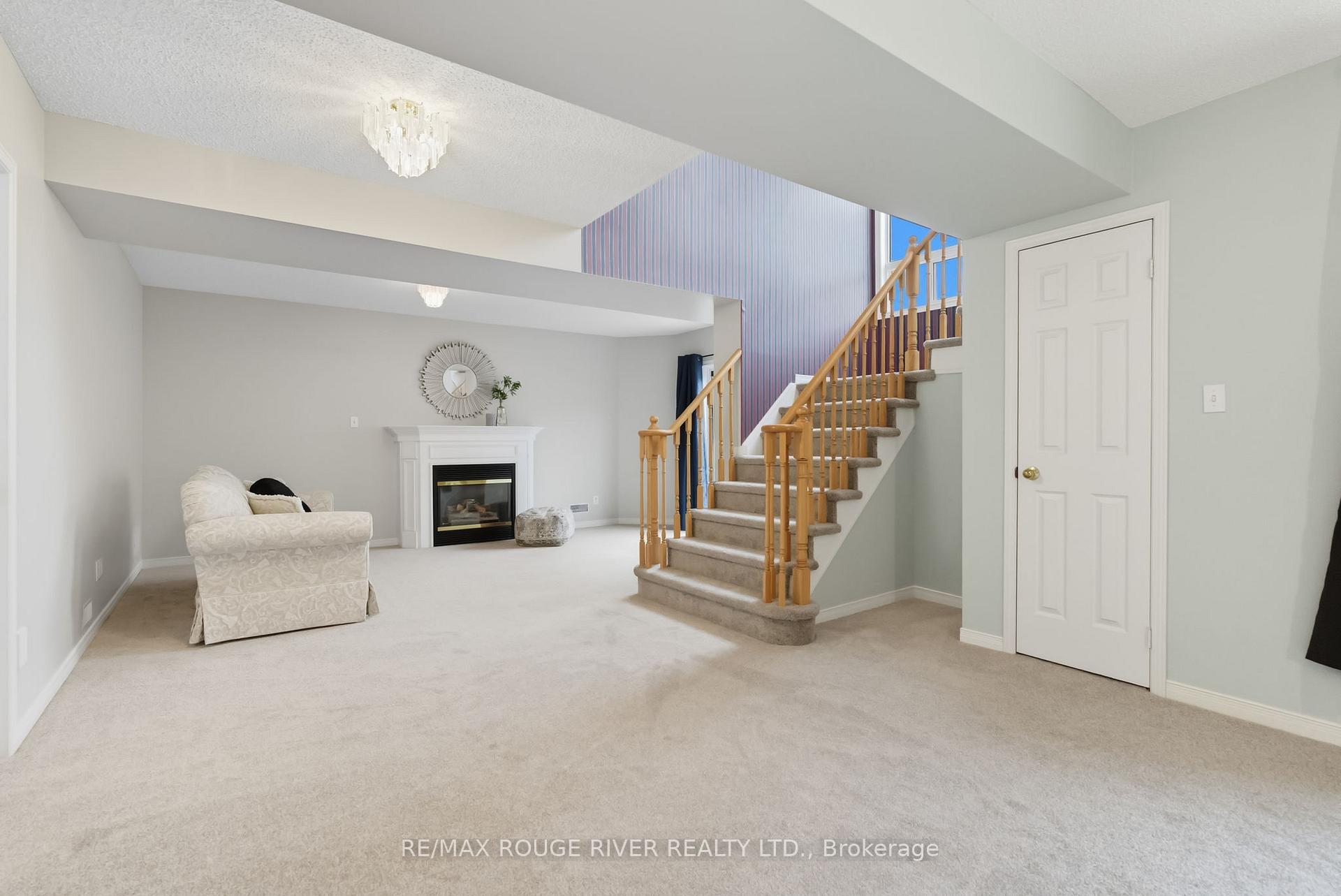 Photo 37 of 1050 Ridgemount Boulevard, Oshawa, Pinecrest — HOMEH