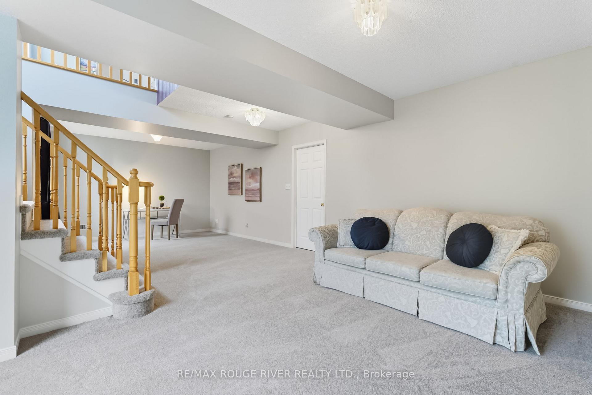 Photo 40 of 1050 Ridgemount Boulevard, Oshawa, Pinecrest — HOMEH