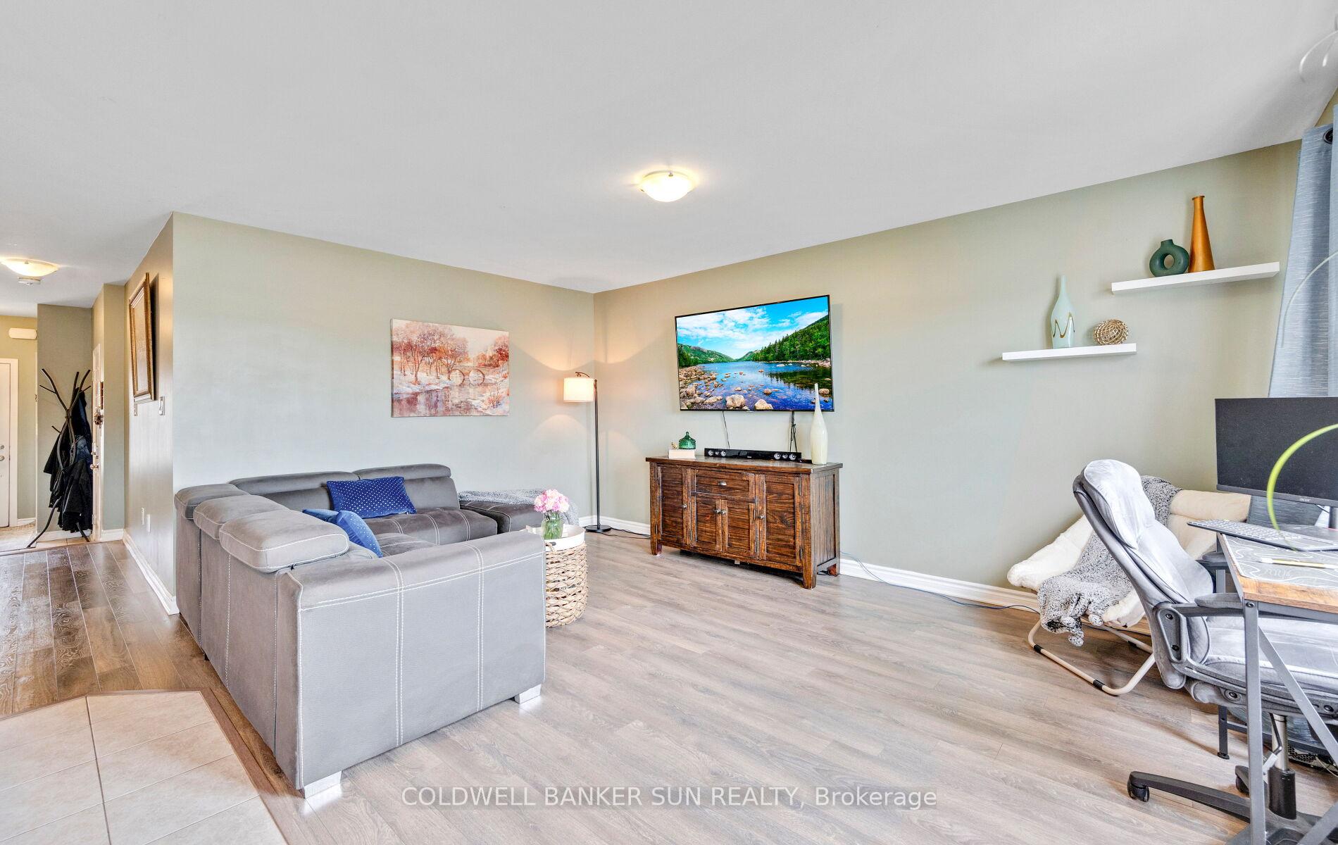 Photo 40 of 1154 Duignan Crescent, Milton, Ford — HOMEH
