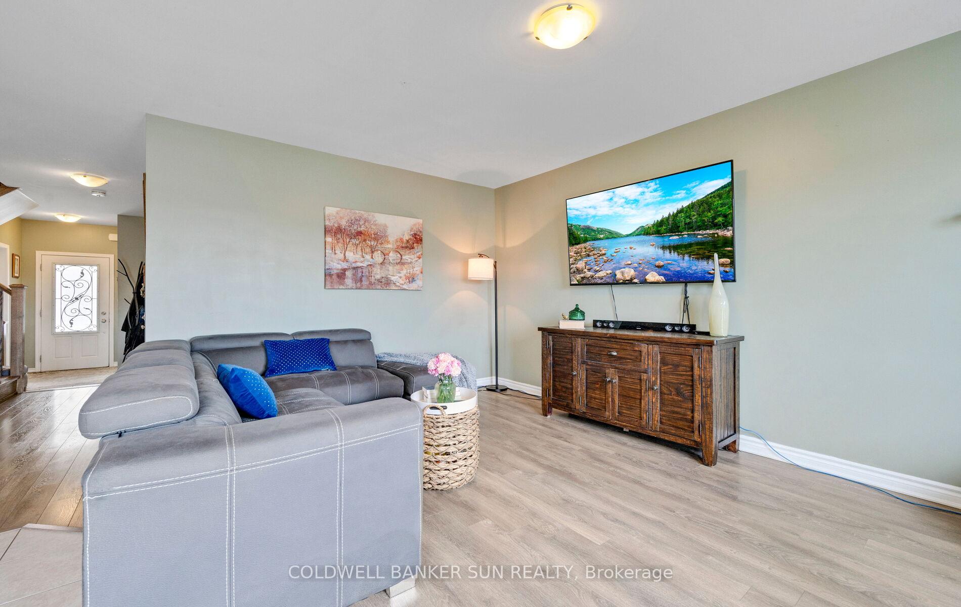 Photo 39 of 1154 Duignan Crescent, Milton, Ford — HOMEH