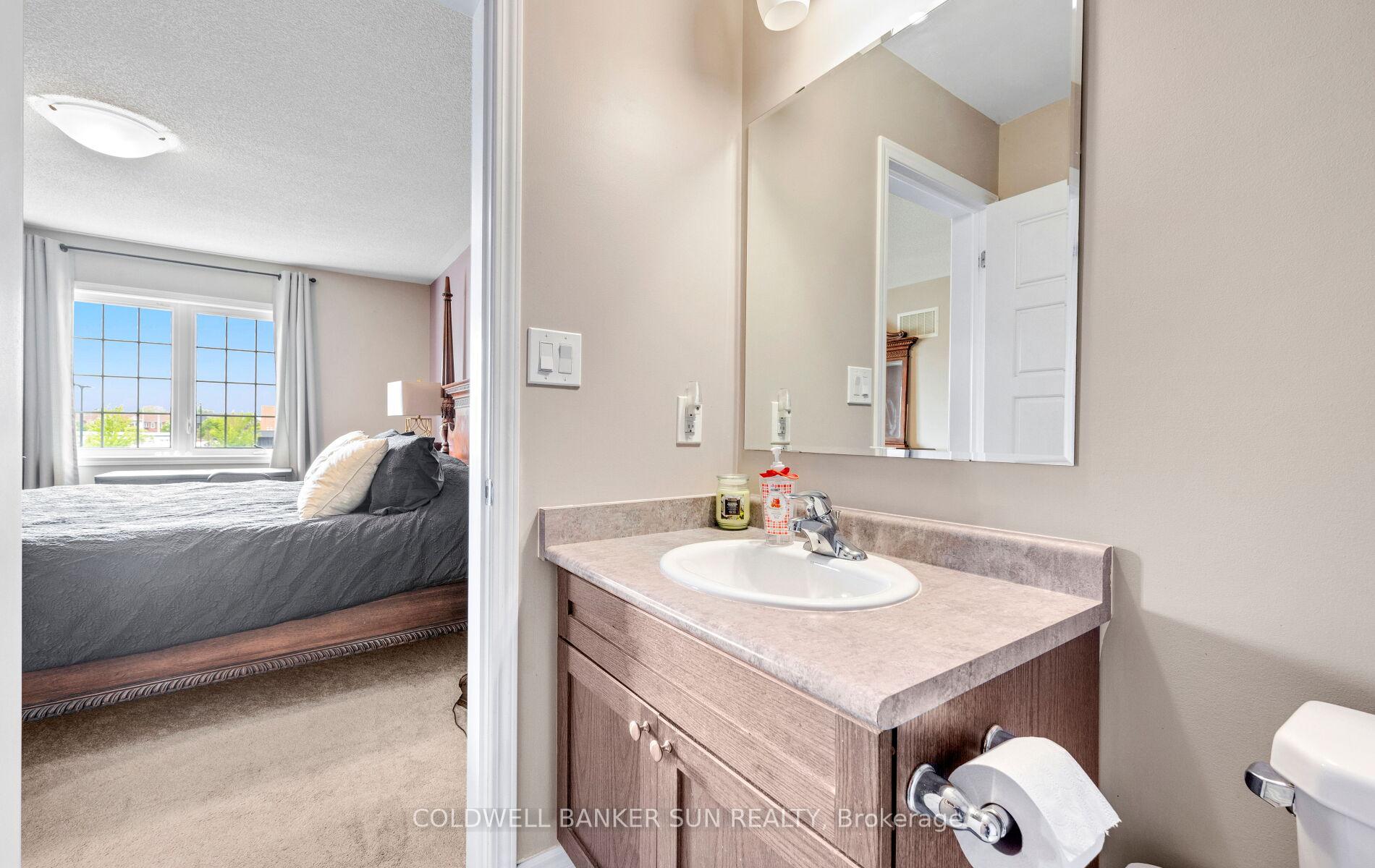 Photo 28 of 1154 Duignan Crescent, Milton, Ford — HOMEH