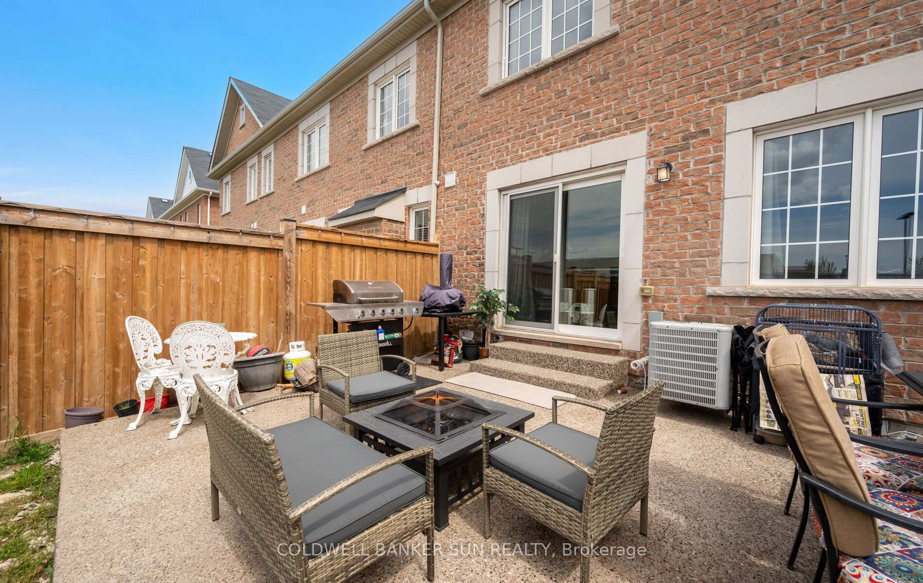 Photo 33 of 1154 Duignan Crescent, Milton, Ford — HOMEH