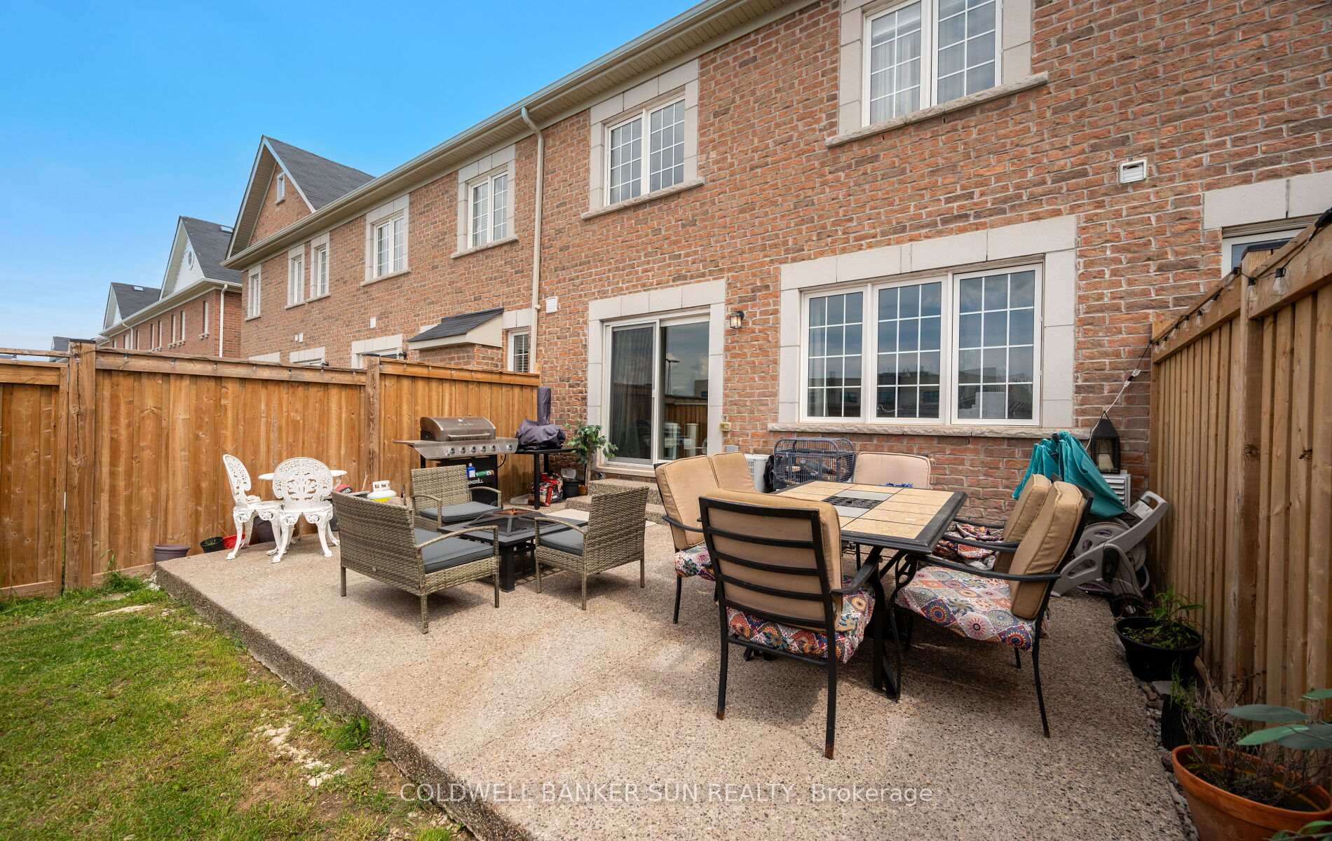 Photo 35 of 1154 Duignan Crescent, Milton, Ford — HOMEH