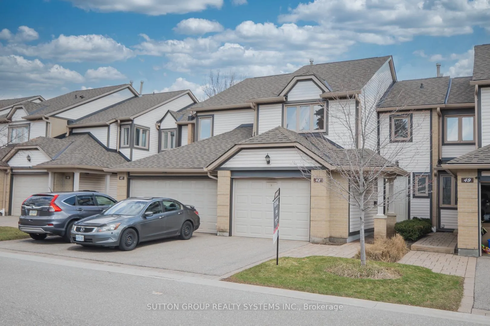 Front of Unit 48, 2275 Credit Valley Road