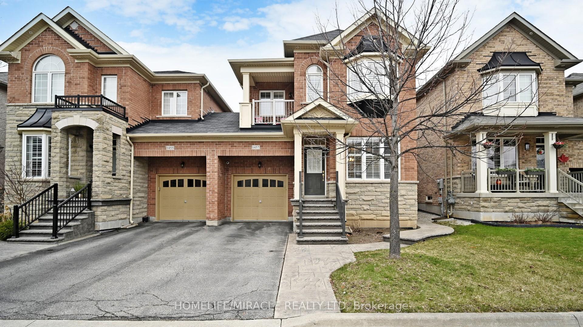 Front of 1457 haws Crescent