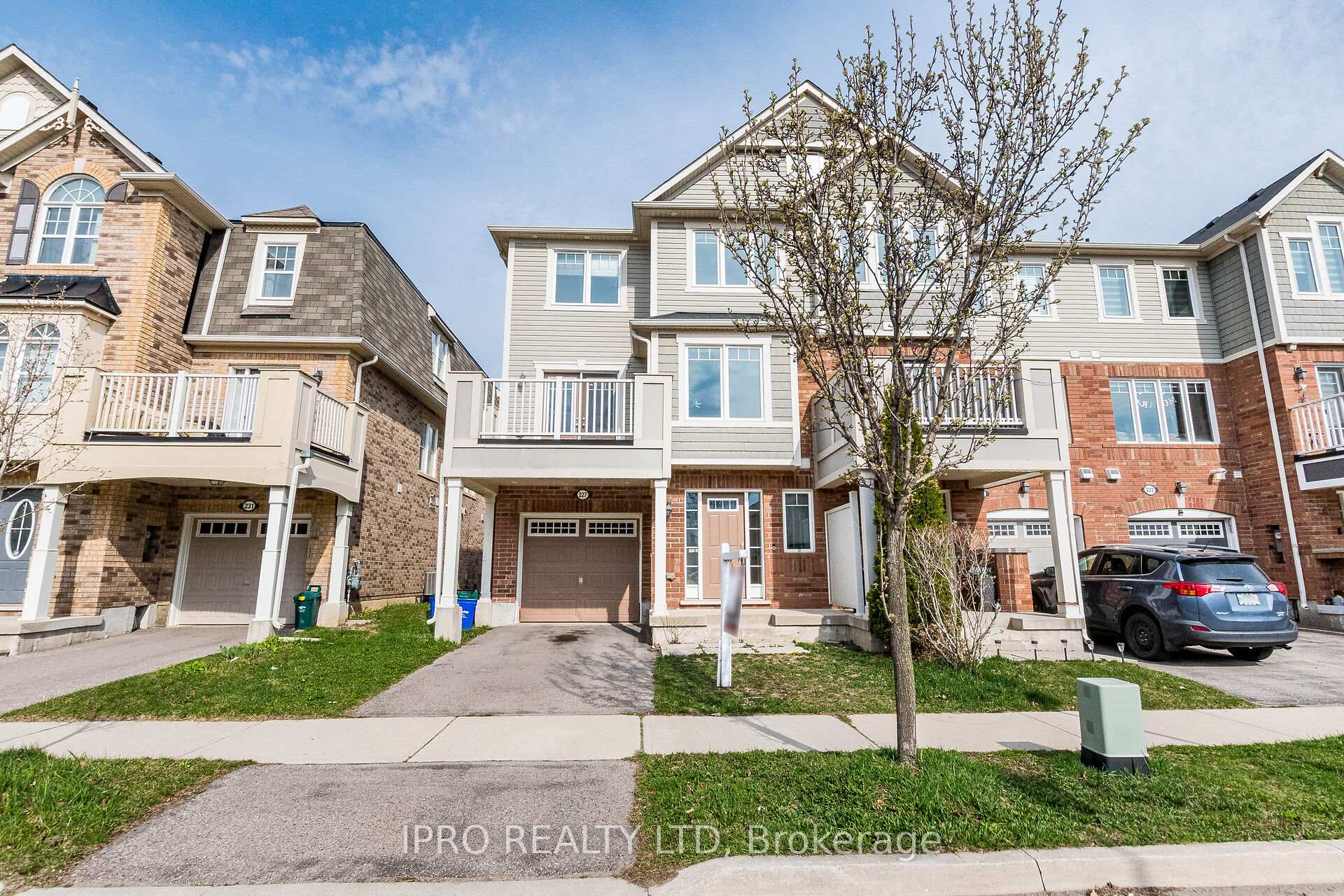Front of 227 Slingsby Landing