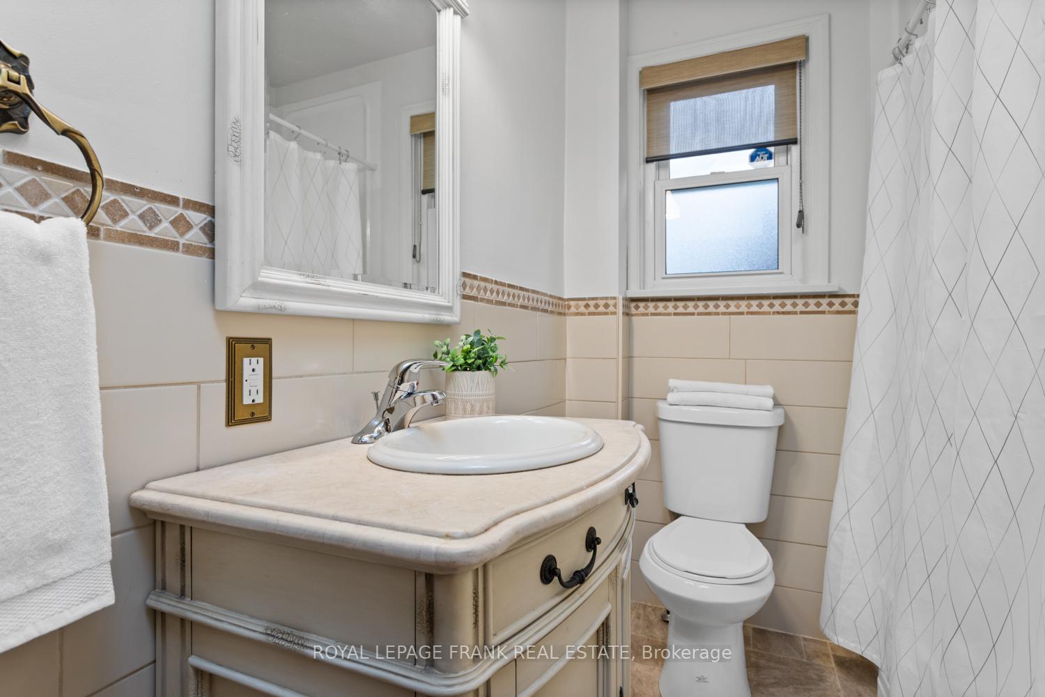 Photo 12 of 234 Central Park Boulevard S, Oshawa, Central — HOMEH
