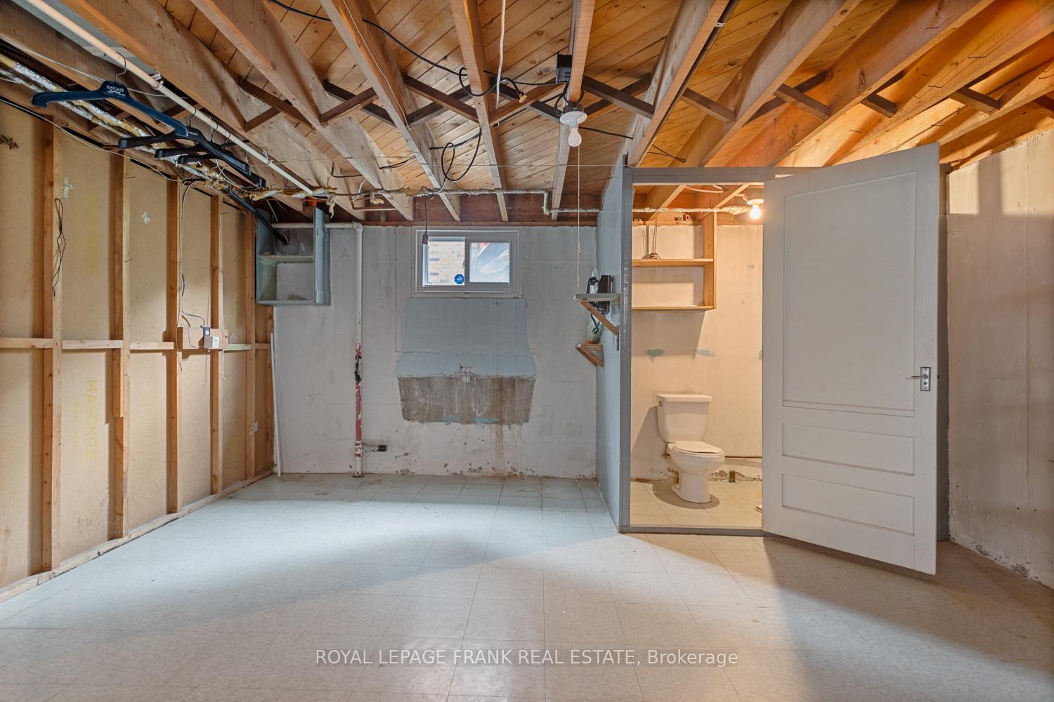 Photo 19 of 234 Central Park Boulevard S, Oshawa, Central — HOMEH