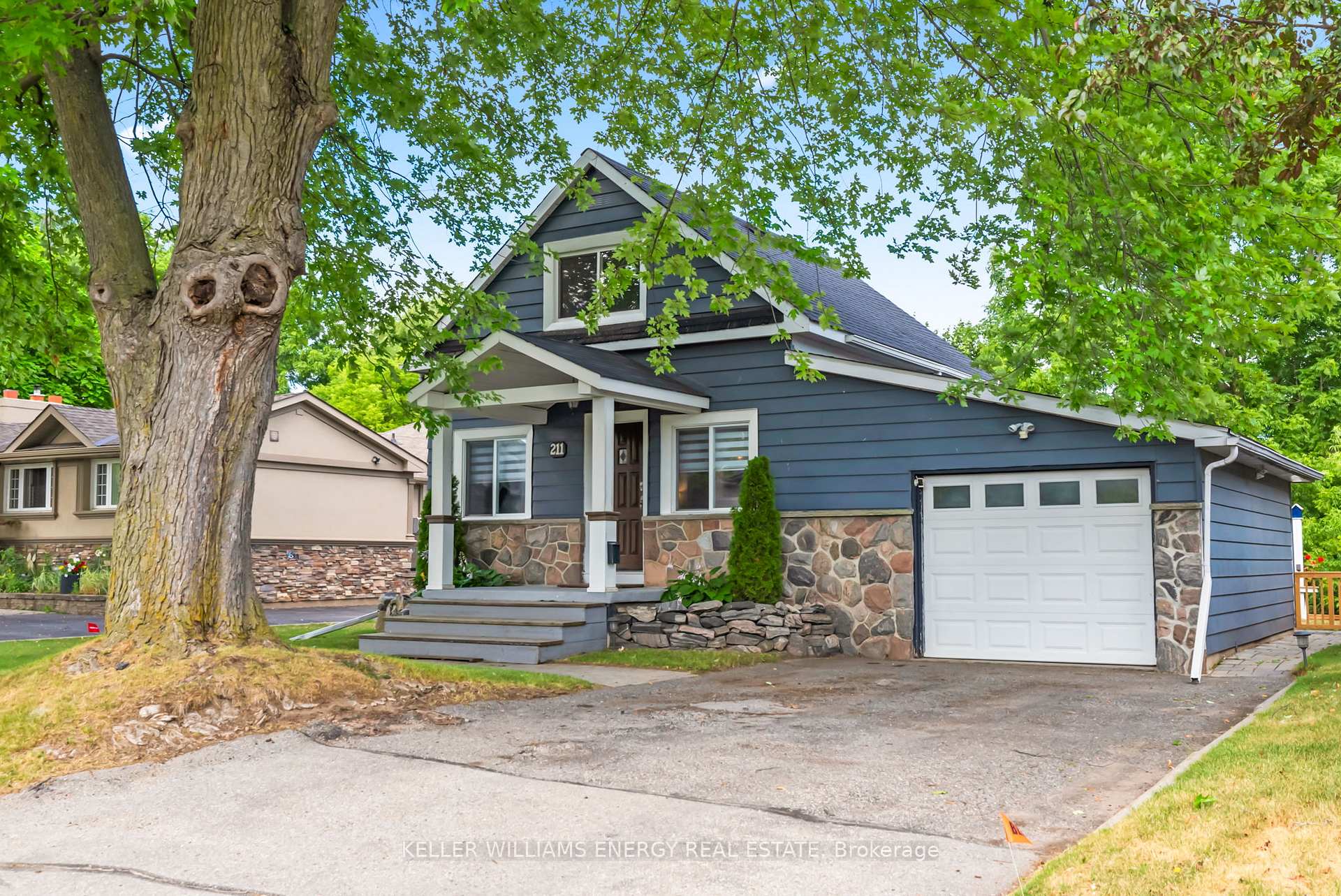 Photo 1 of 211 Severn Street, Oshawa, McLaughlin — HOMEH