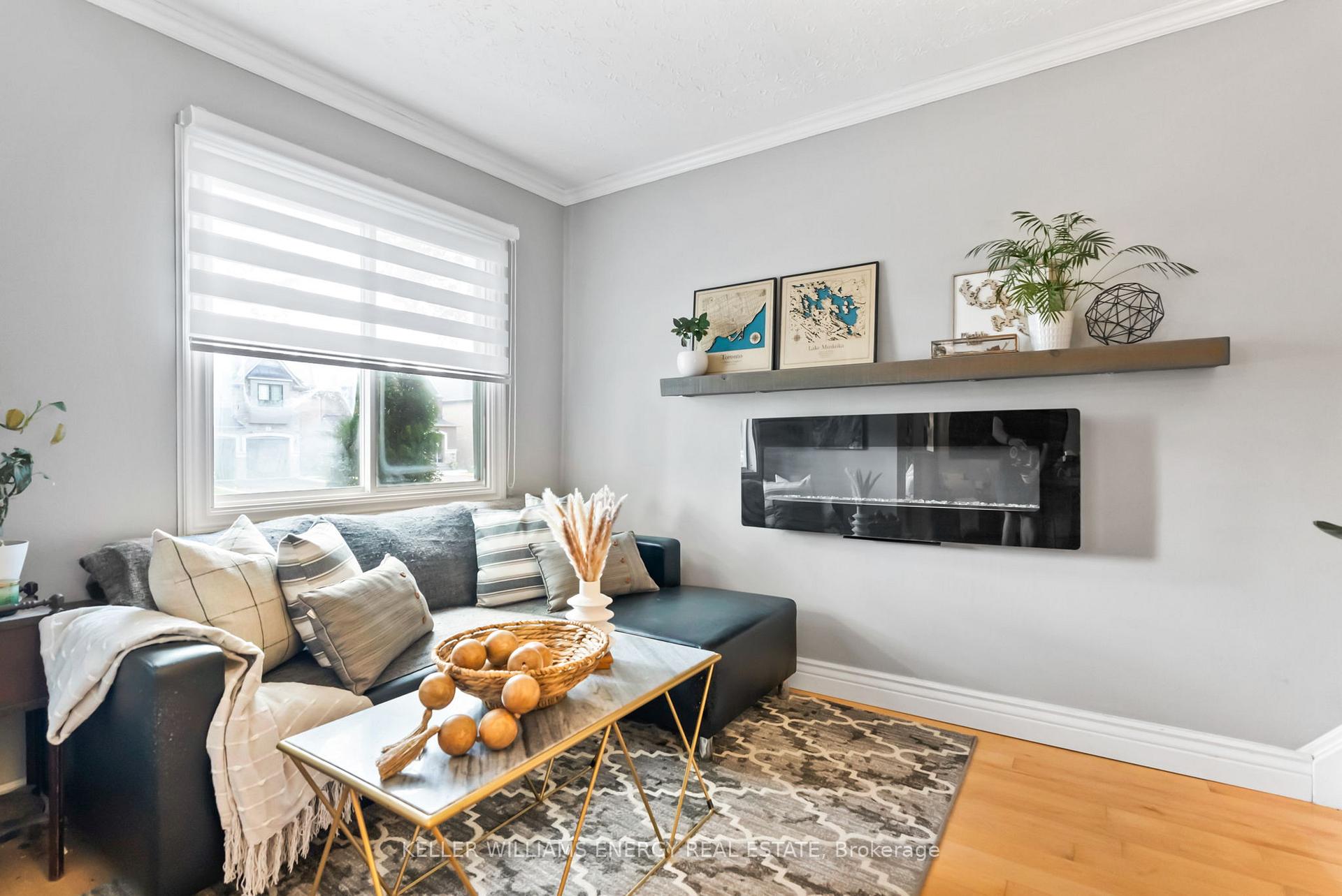 Photo 6 of 211 Severn Street, Oshawa, McLaughlin — HOMEH