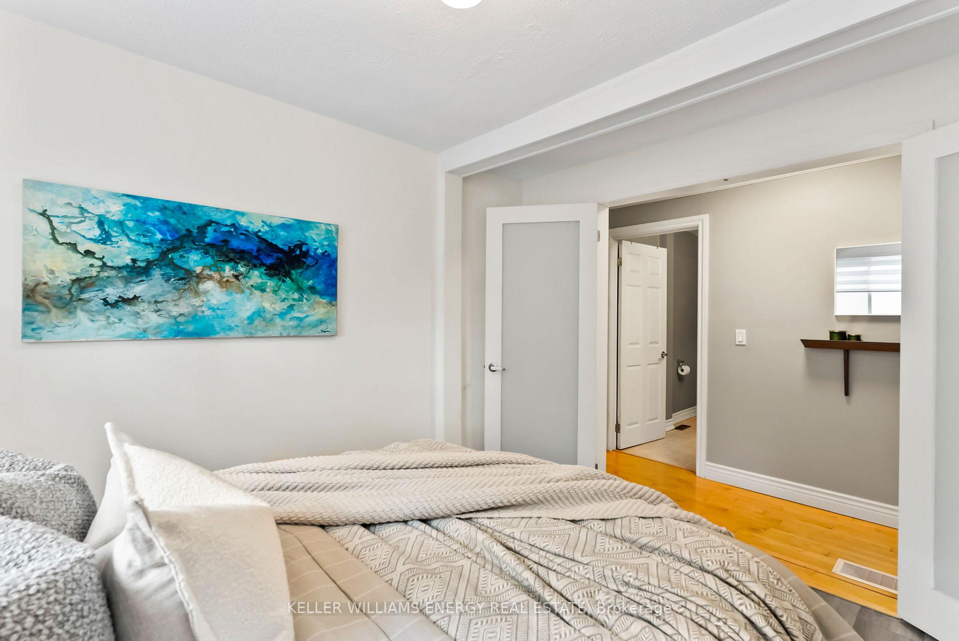 Photo 18 of 211 Severn Street, Oshawa, McLaughlin — HOMEH