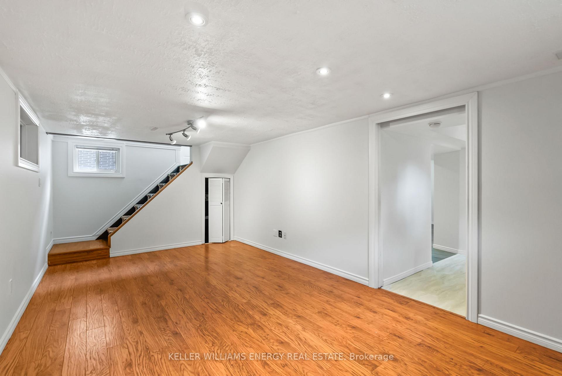 Photo 27 of 211 Severn Street, Oshawa, McLaughlin — HOMEH