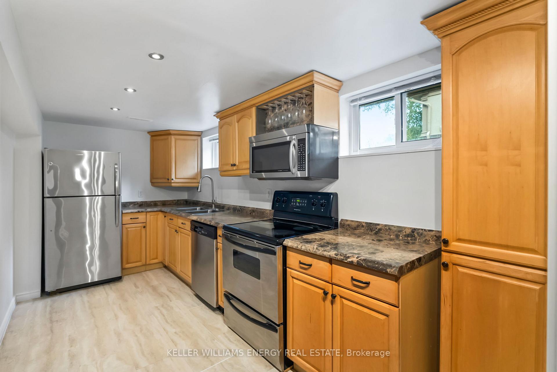 Photo 29 of 211 Severn Street, Oshawa, McLaughlin — HOMEH