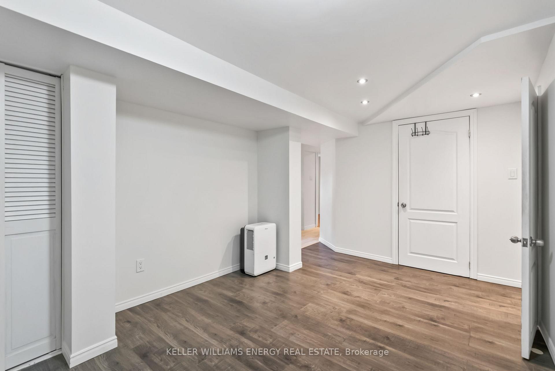 Photo 30 of 211 Severn Street, Oshawa, McLaughlin — HOMEH