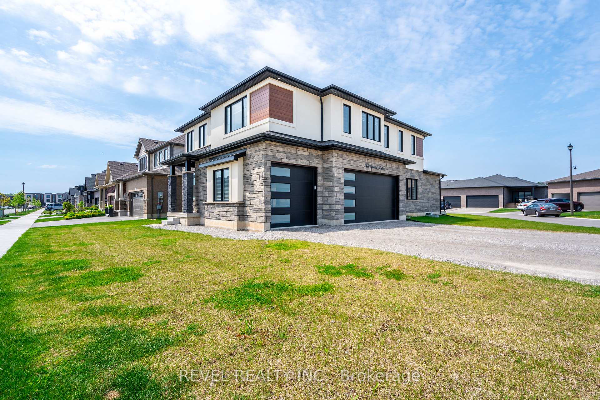 Front of 148 Susan Drive