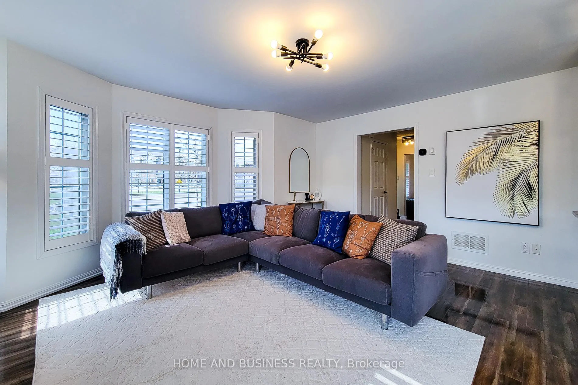 Photo 13 of 355 Chuchmach Close, Milton, Willmott — HOMEH