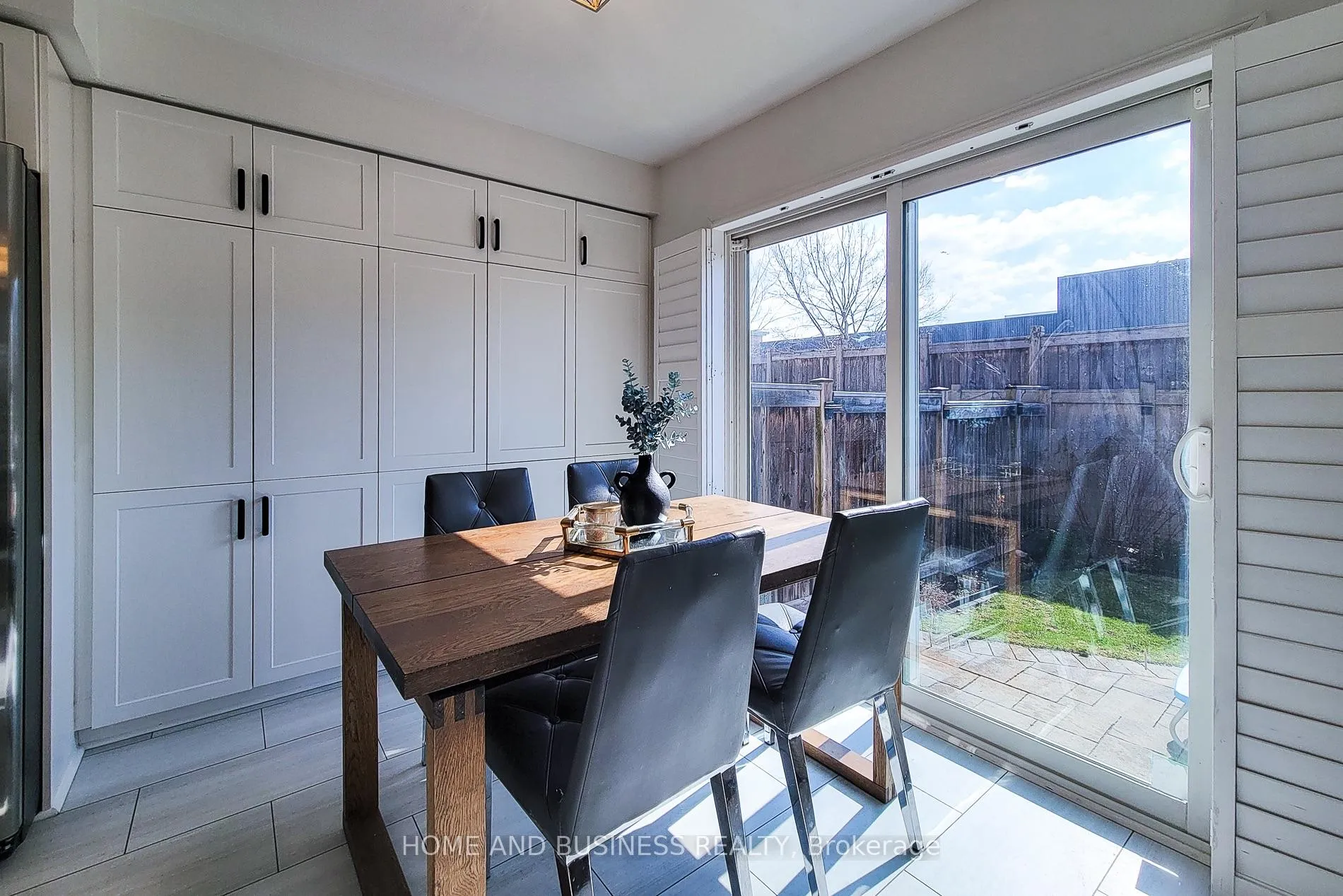 Photo 17 of 355 Chuchmach Close, Milton, Willmott — HOMEH