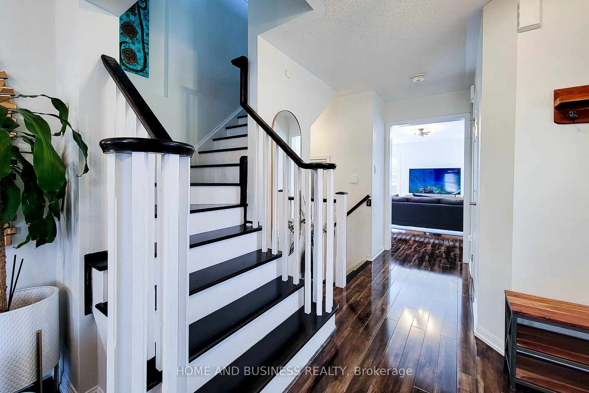 Photo 19 of 355 Chuchmach Close, Milton, Willmott — HOMEH