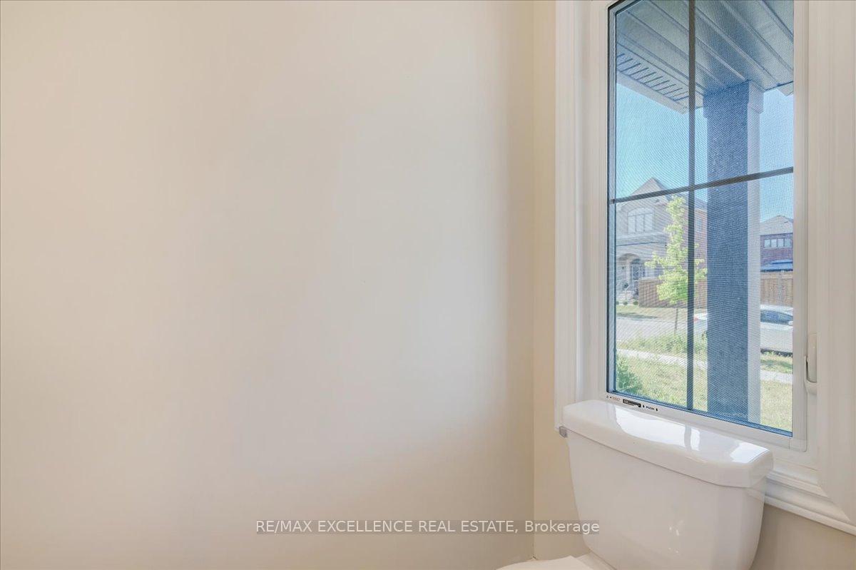 Photo 6 of 1315 Apollo Street, Oshawa, Eastdale — HOMEH