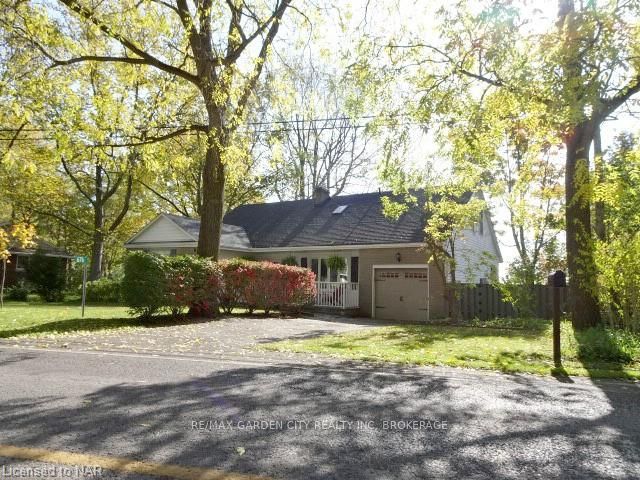 Photo 6 of 676 Canboro Road, Pelham, Fenwick — HOMEH