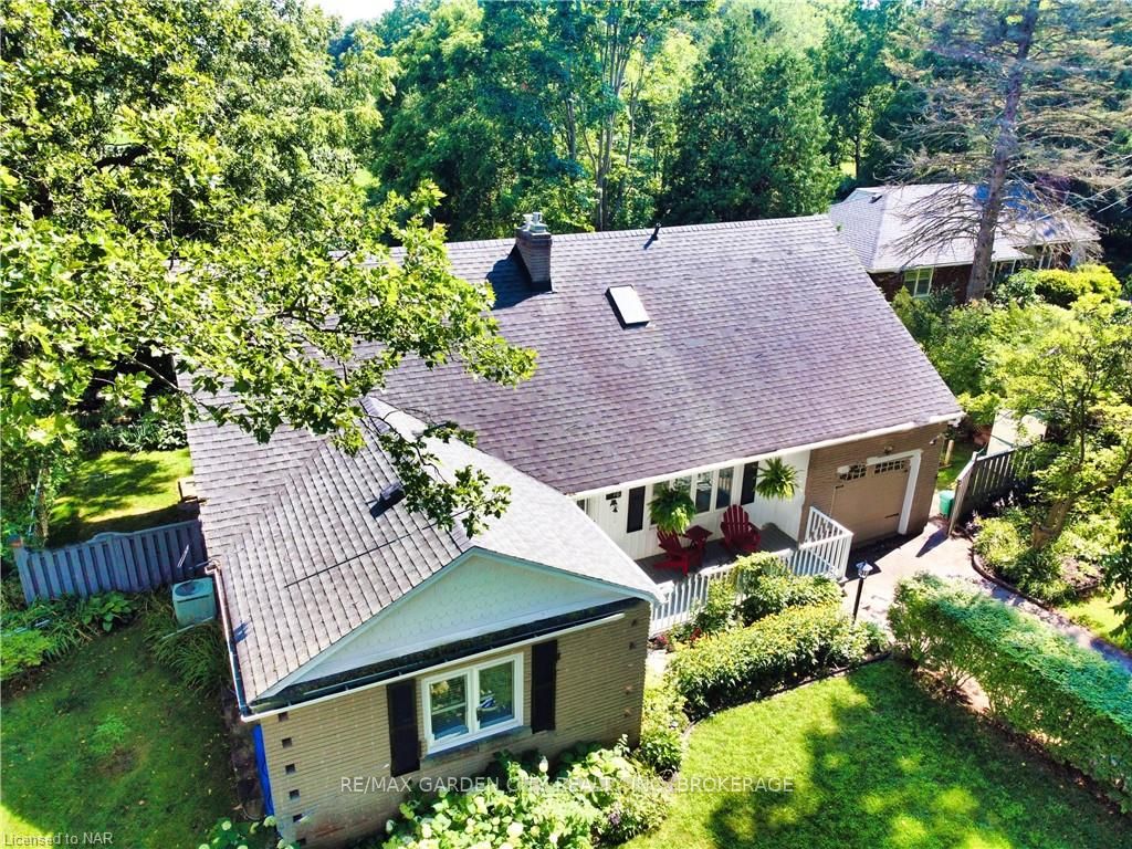 Photo 3 of 676 Canboro Road, Pelham, Fenwick — HOMEH