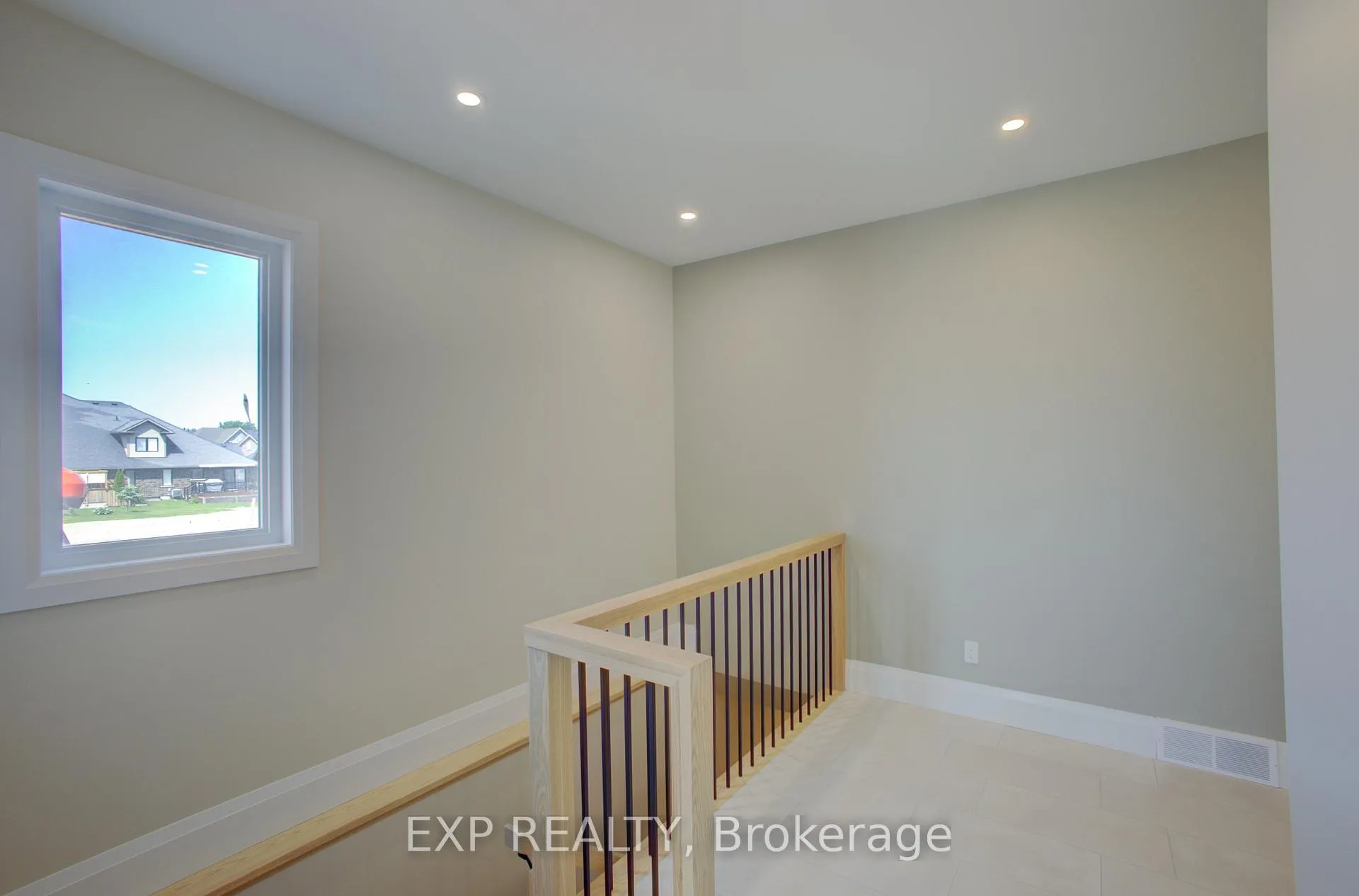 Photo 9 of 91 Bedell Drive, Mapleton, Rural Mapleton — HOMEH