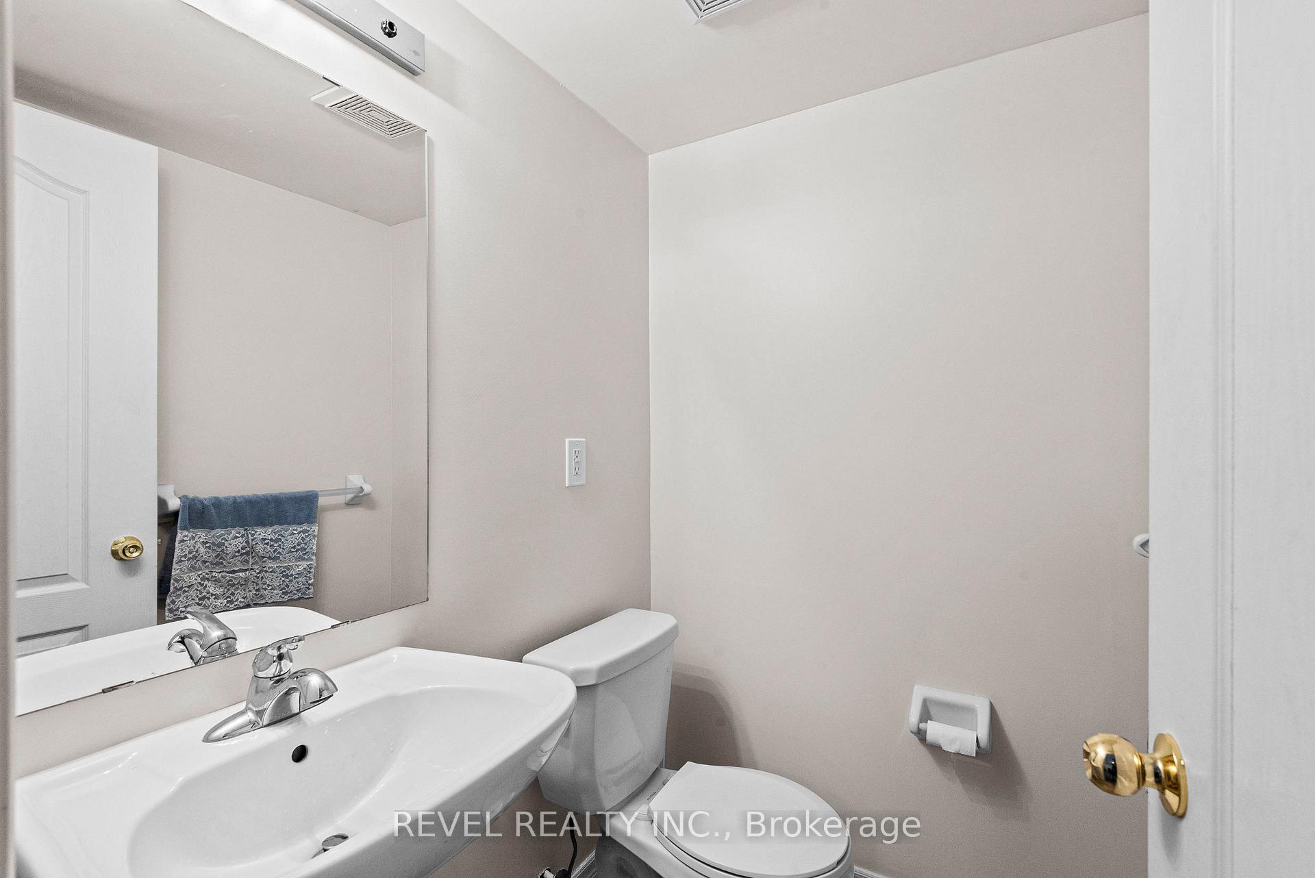 Photo 7 of 1516 Shepway Mews, Pickering, Duffin Heights — HOMEH