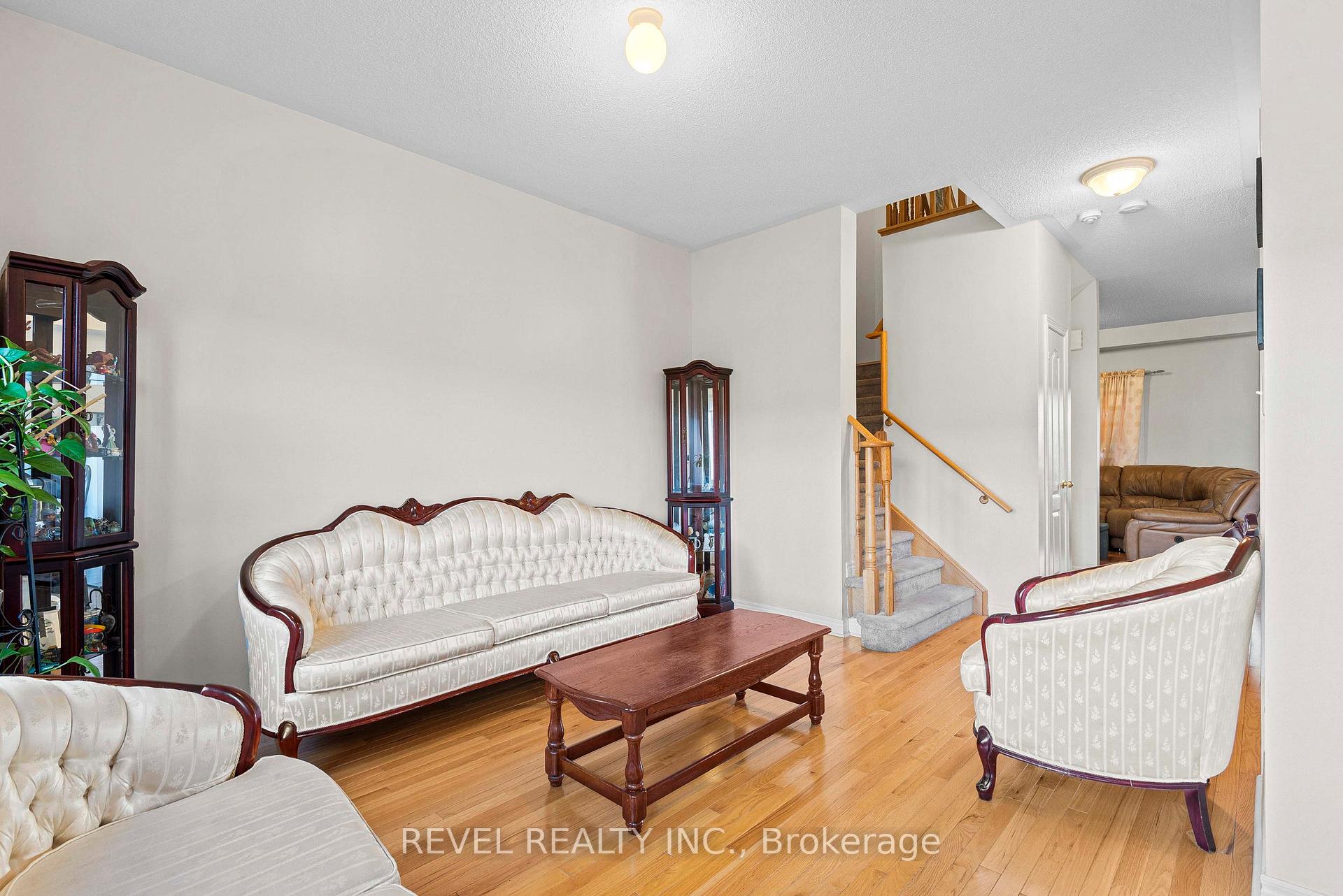 Photo 11 of 1516 Shepway Mews, Pickering, Duffin Heights — HOMEH