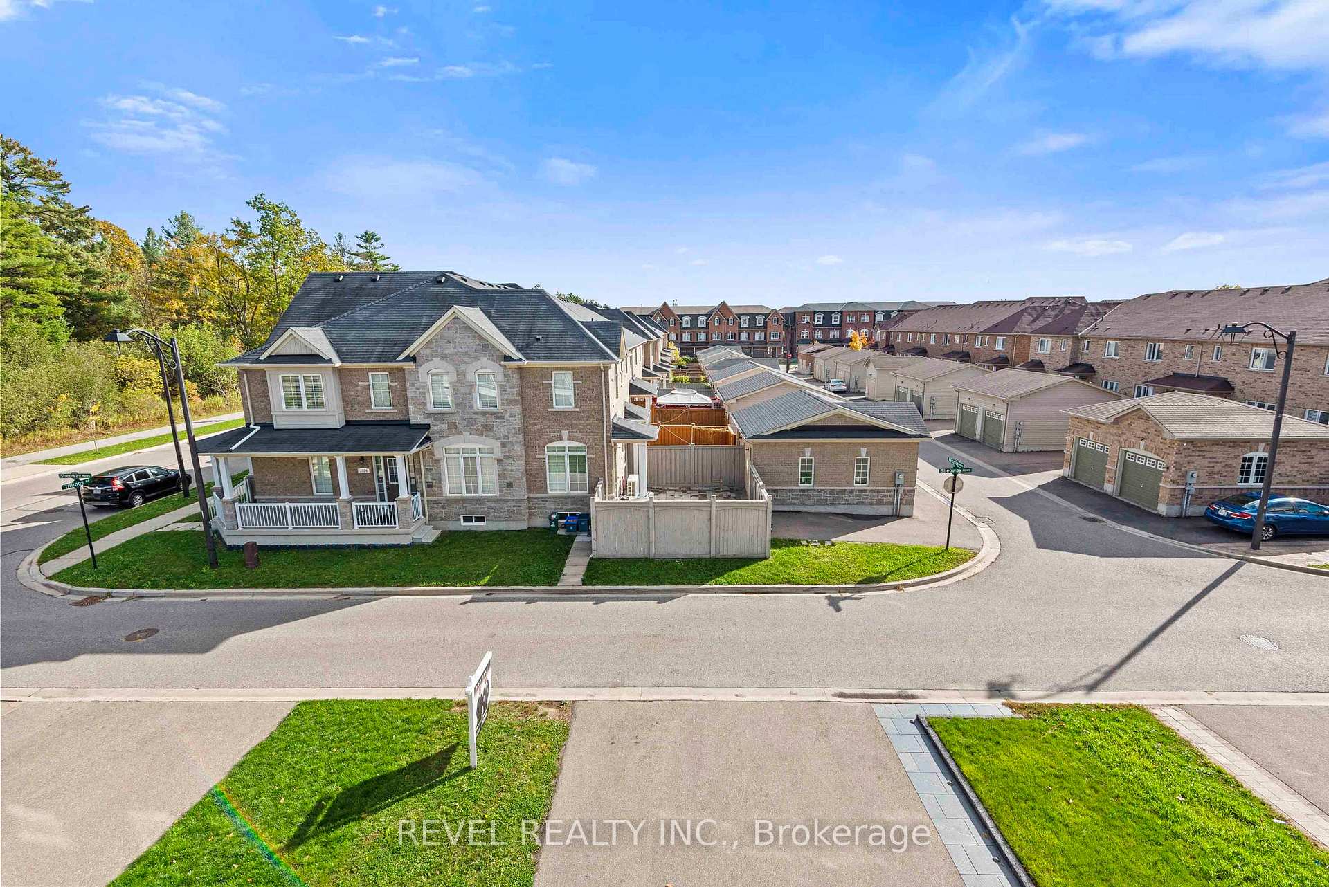 Photo 21 of 1516 Shepway Mews, Pickering, Duffin Heights — HOMEH