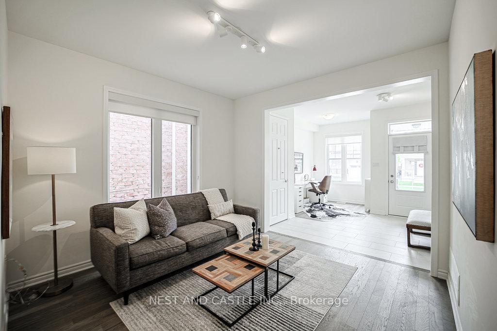 Photo 8 of 1347 Rose way Avenue, Milton, Cobban — HOMEH