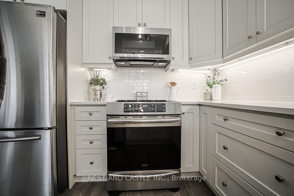 Photo 18 of 1347 Rose way Avenue, Milton, Cobban — HOMEH
