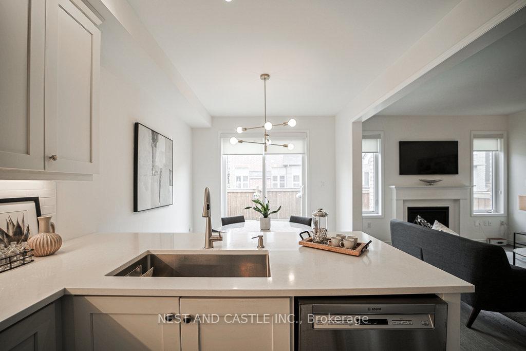 Photo 20 of 1347 Rose way Avenue, Milton, Cobban — HOMEH