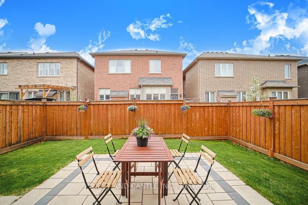 Photo 48 of 1347 Rose way Avenue, Milton, Cobban — HOMEH