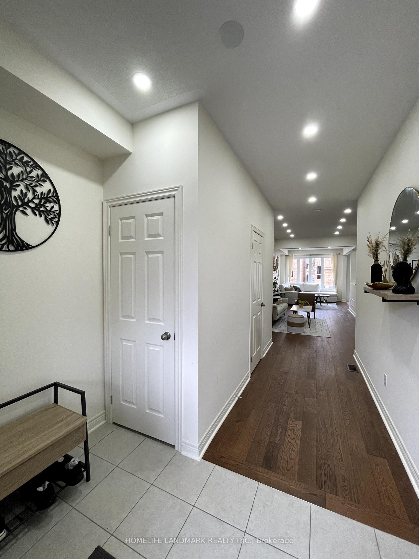 Photo 7 of 628 Krawchuk Crescent, Oshawa, Eastdale — HOMEH