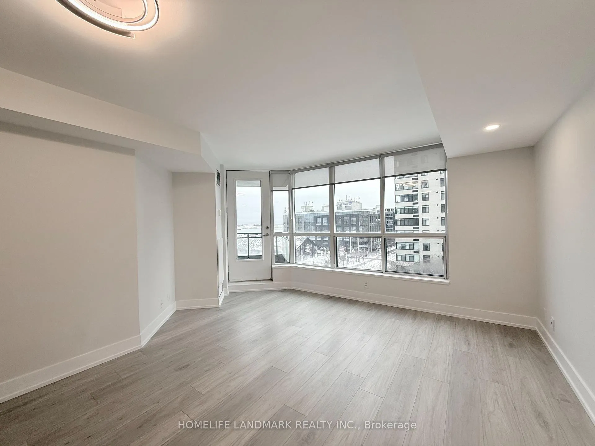 Photo 11 of Unit 727, 230 Queens Quay W, Toronto, Waterfront Communities — HOMEH