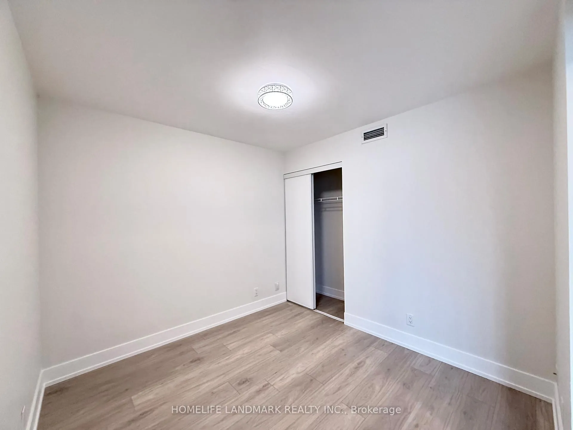 Photo 15 of Unit 727, 230 Queens Quay W, Toronto, Waterfront Communities — HOMEH