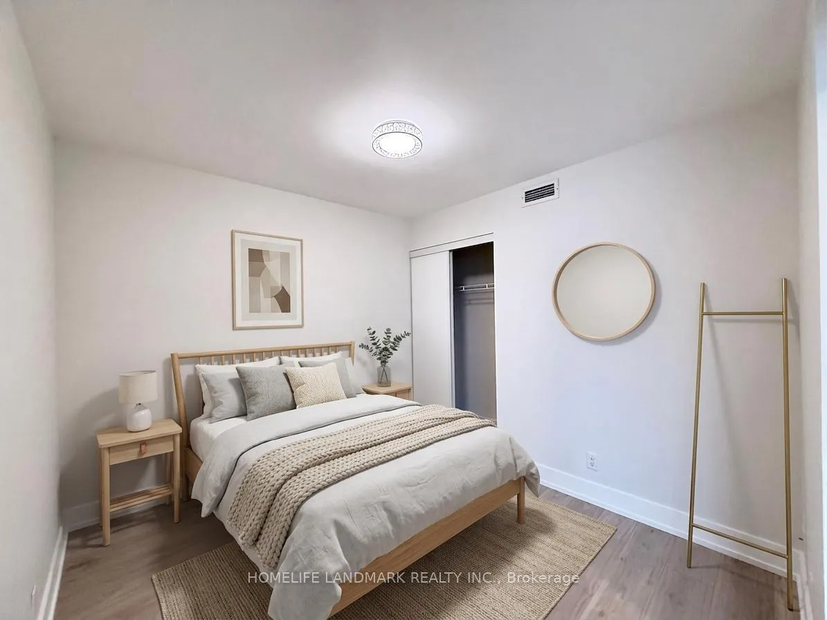 Photo 16 of Unit 727, 230 Queens Quay W, Toronto, Waterfront Communities — HOMEH