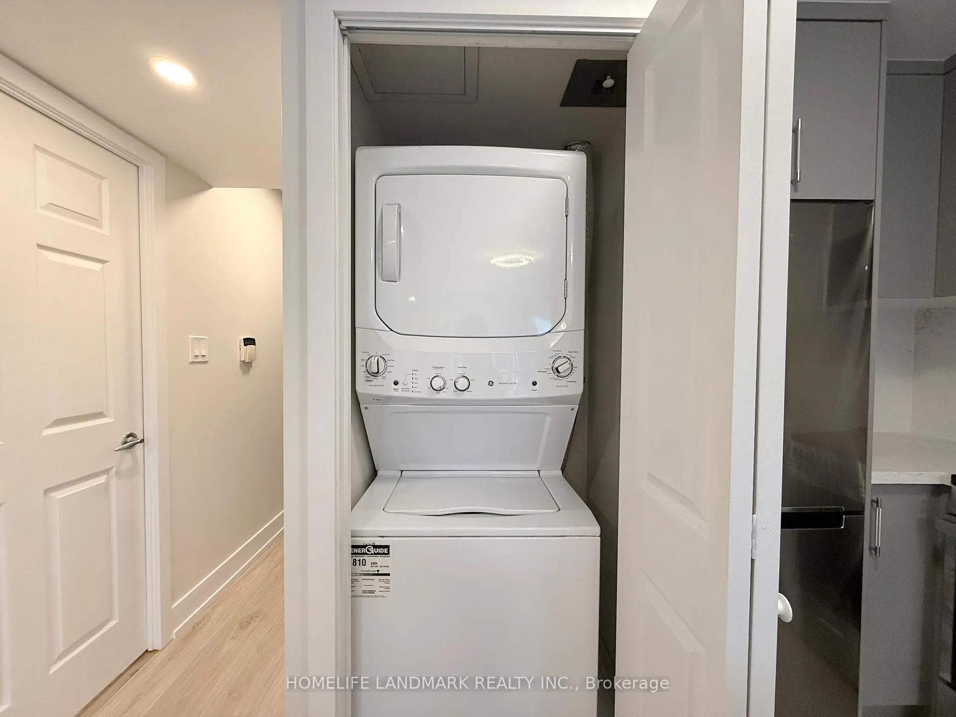 Photo 18 of Unit 727, 230 Queens Quay W, Toronto, Waterfront Communities — HOMEH