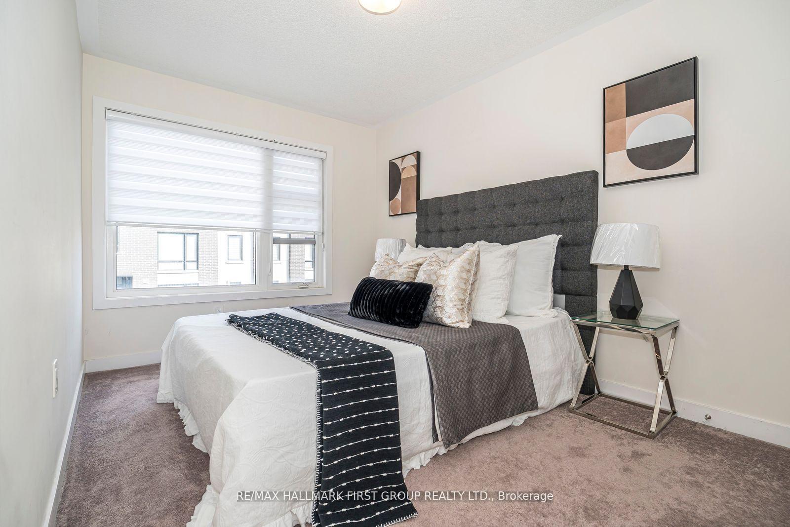 Photo 28 of 2519 Castlegate Crossing, Pickering, Duffin Heights — HOMEH