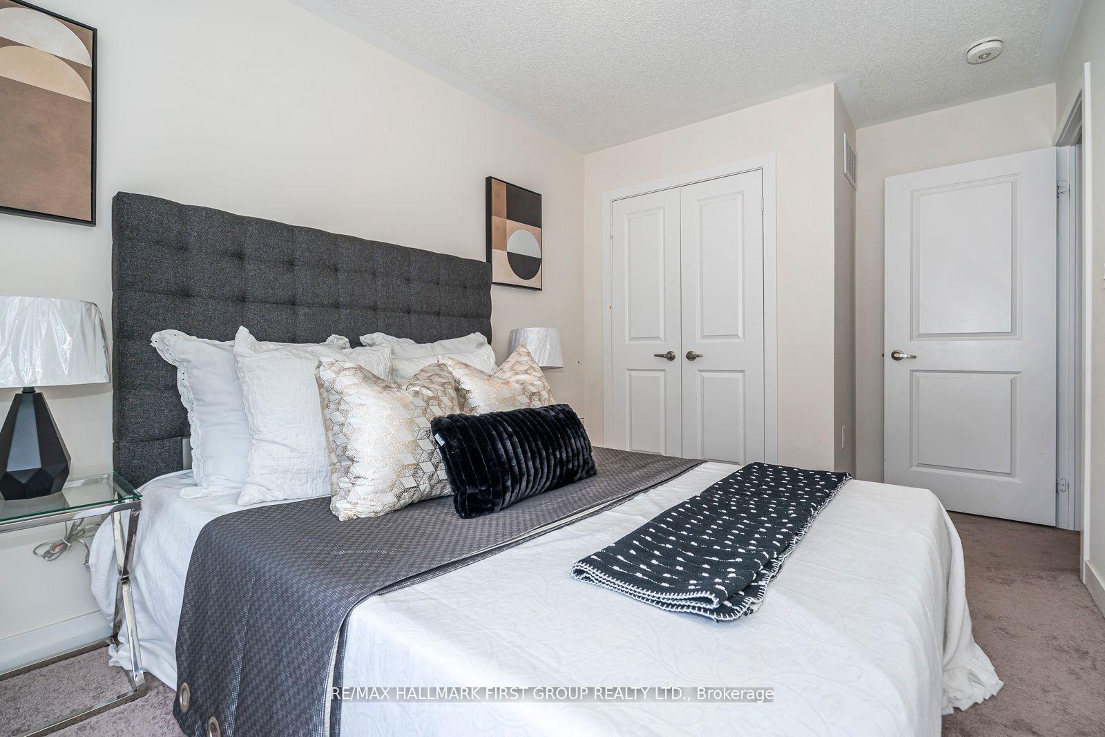 Photo 29 of 2519 Castlegate Crossing, Pickering, Duffin Heights — HOMEH