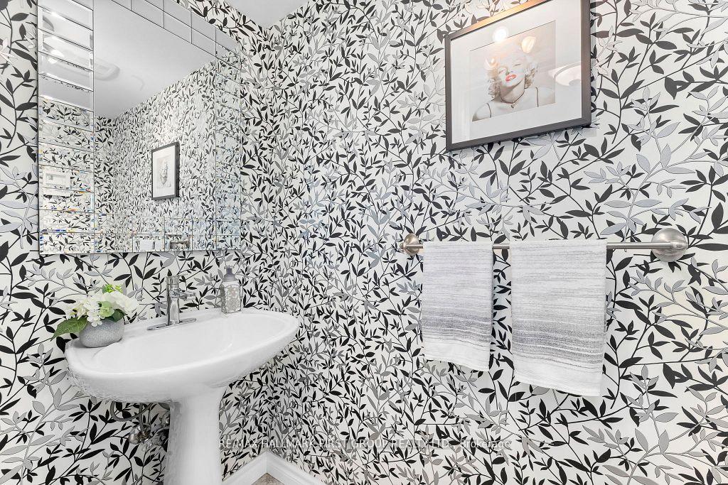 Photo 16 of 122 Thicket Crescent, Pickering, Highbush — HOMEH