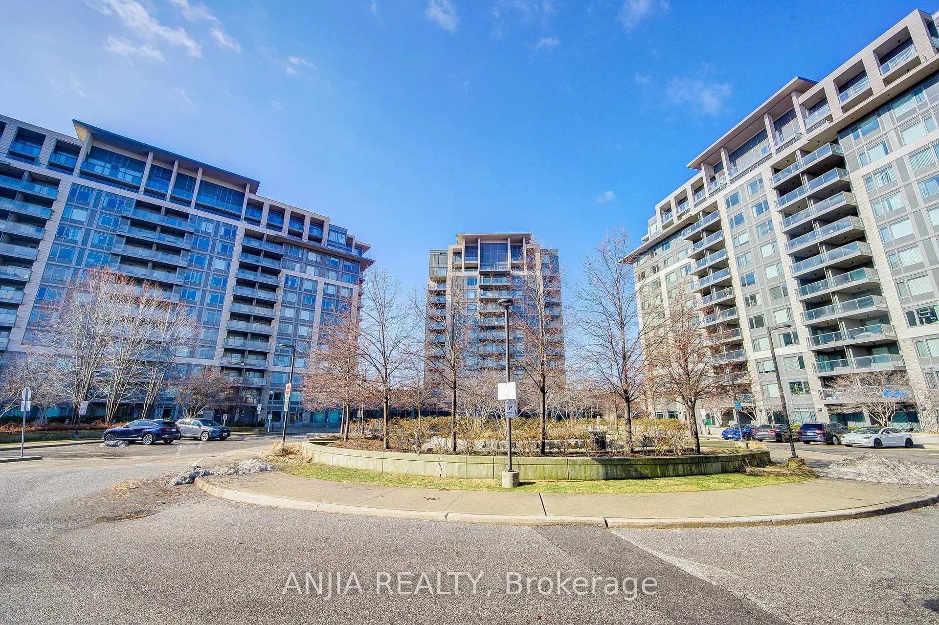 Photo 1 of Unit 1112, 273 South Park Road, Markham, Commerce Valley — HOMEH