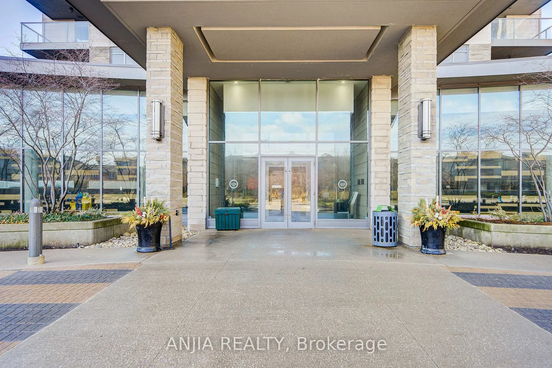 Photo 2 of Unit 1112, 273 South Park Road, Markham, Commerce Valley — HOMEH