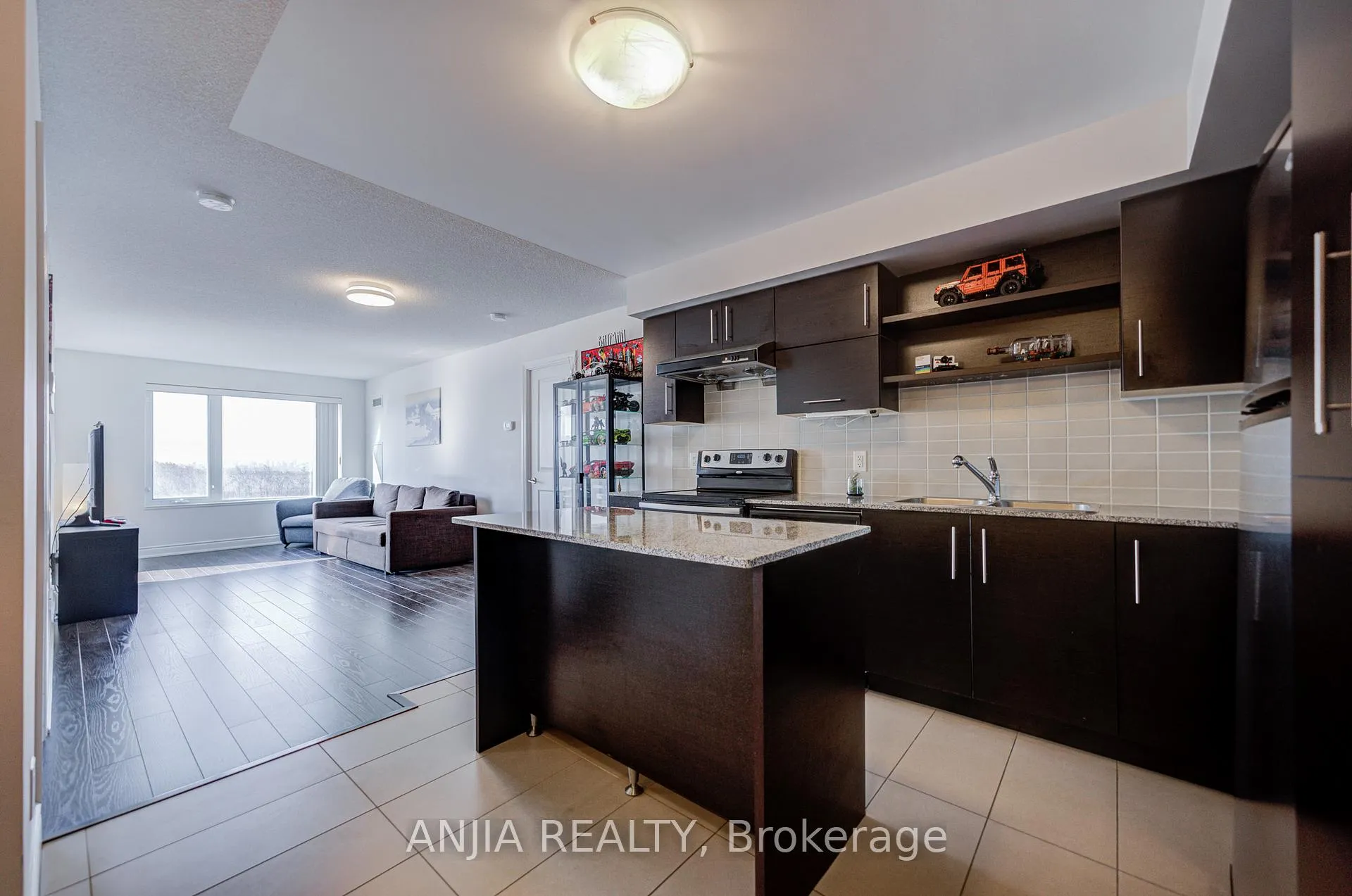 Photo 5 of Unit 1112, 273 South Park Road, Markham, Commerce Valley — HOMEH