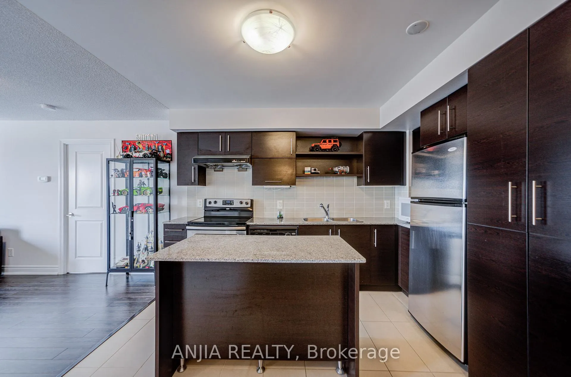 Photo 6 of Unit 1112, 273 South Park Road, Markham, Commerce Valley — HOMEH