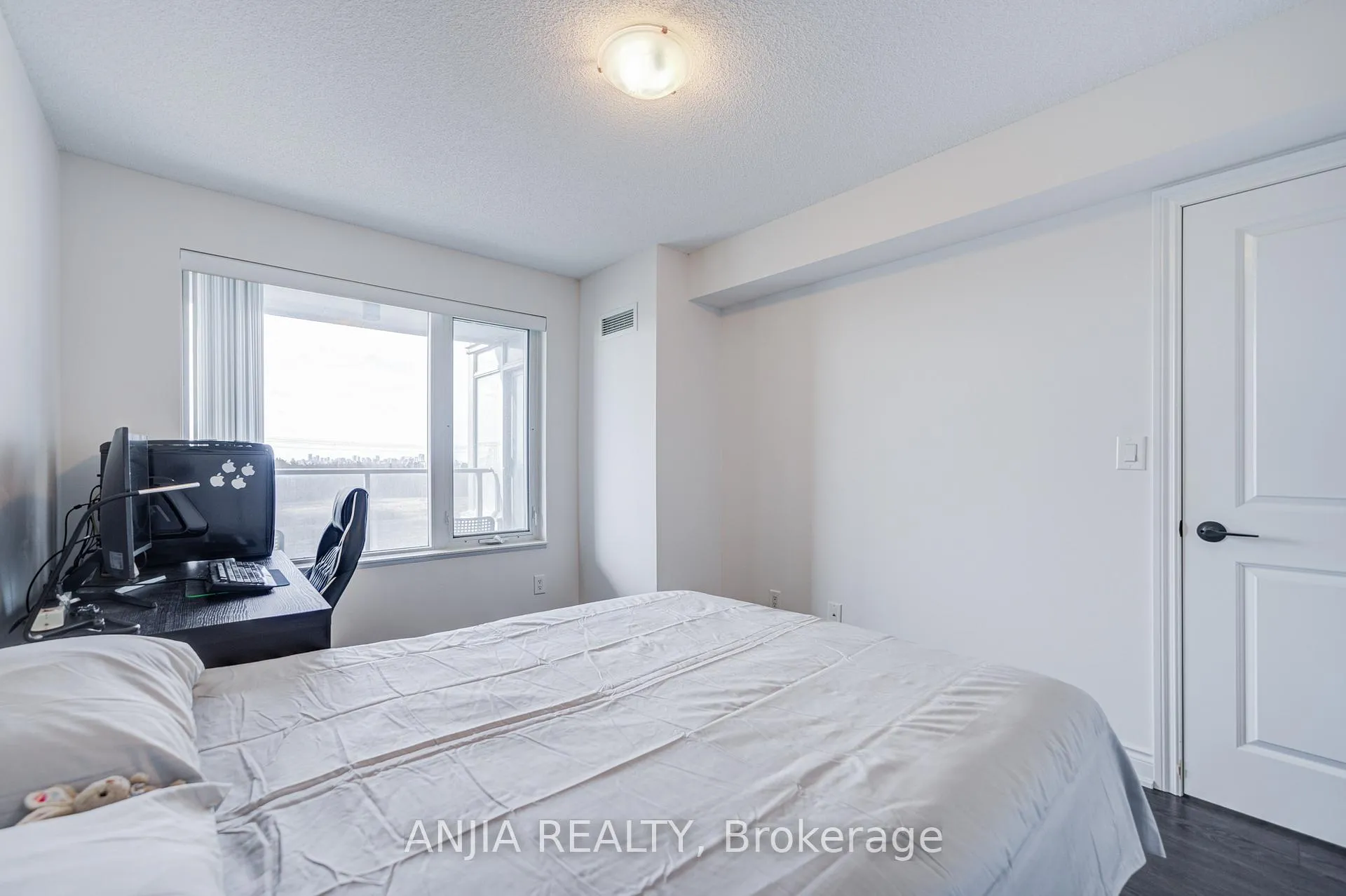 Photo 14 of Unit 1112, 273 South Park Road, Markham, Commerce Valley — HOMEH